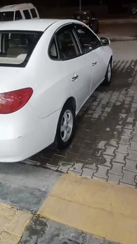 للبيع النترا 2011 بيها مكانات صبغ ابيع حزام السياره بدون دواخل اي ضربه...