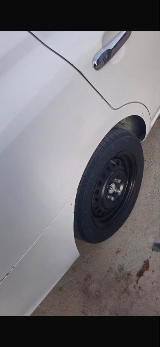 نيسان سني 2019 هندي بيها صبغ باب سايق والمدكر فقط رقم بغداد سنويه منتهيه 2025 السعر 85 االسياره محرك كير حداديه تبريد كفاله المكان البصره القبله الاستفسار الاتصال ع الرقم ‭0770 326 3459‬ البصرة, العراق
