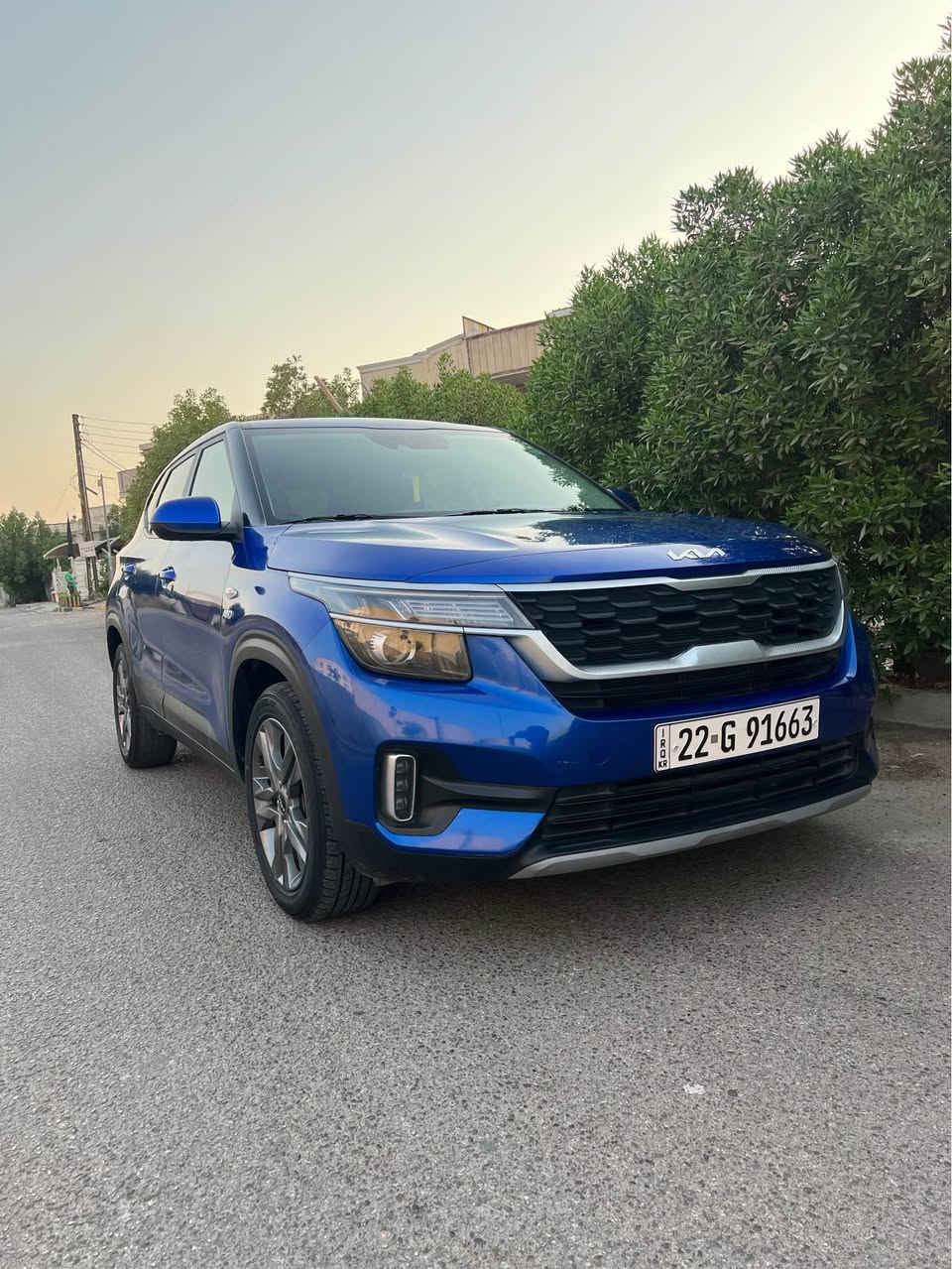 كيا سيليتوز ٢٠٢٢ وارد امريكي 
محرك سوش ٢٠٠٠
بدون ايرباك
سياره جديده ماشيه٣٧ الف 
رقم اربيل باسمي تريد تحويل او وكاله 
بيه نص البنيد وجاملغ فقط
فور ويل 
مكان السياره بغداد الكراده 
السعر ١٤٣
*********** بغداد, العراق
