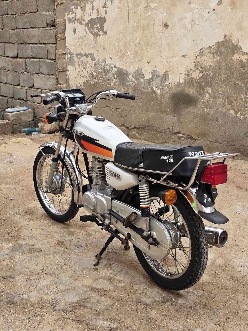 مكلف بالنشر ...
دراجة ناما شلامجة ادوات موديل 24 طالعة ب 25 جديدة مامتعوبة احلى من الصور بعد ..
السعر 900 وبيها مجال للشراي
0771َ194474َ9 البصرة, العراق


**إذا كنت صاحب هذا الإعلان وتريد حذفه لأي سبب، رجاءا أرسل رسالة إلى الدعم الفني**