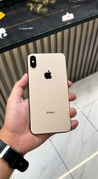 آيفون XS ماكس • ٦٤ جيجا • رفع صوت خربان