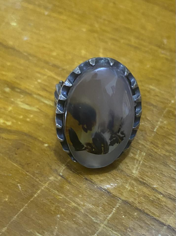 خاتم عقيق يماني مصور فضه ٩٢٥ خاتم ثقيل يوجد توصيل 5 الف


**إذا كنت صاحب هذا الإعلان وتريد حذفه لأي سبب، رجاءا أرسل رسالة إلى الدعم الفني**