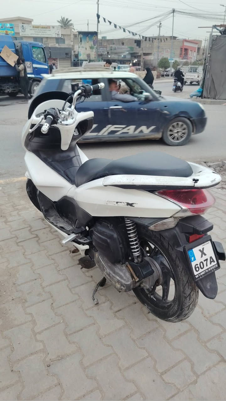 بي سي اكس الجيل لأول شغاله
بيه ملاحضات  نقص بس القبق مال دبه الامي لان جانت متروكه السعر  1100 وبيه مجال الشراي العنوان الشعب شارع الصحه *********** بس واتساب وهاذه رصيد واتساب ***********
