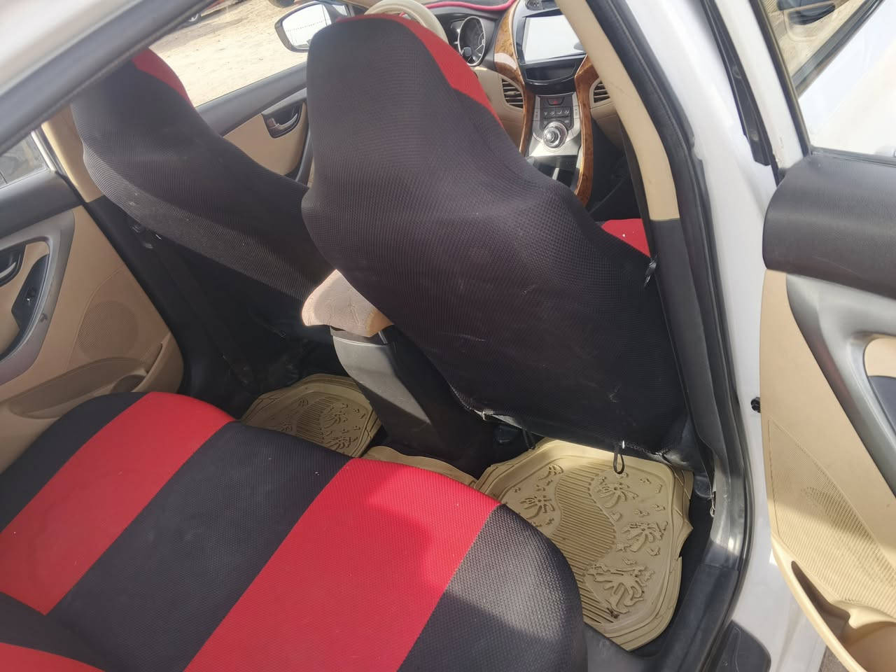 النترا 2014 مكفوله من الصبغ محرك مامفتوح 1600 رقم اربيل المكان الصويره السعر 113 مجال قليل تبريد تدفئه تخم تاير 
***********...***********
