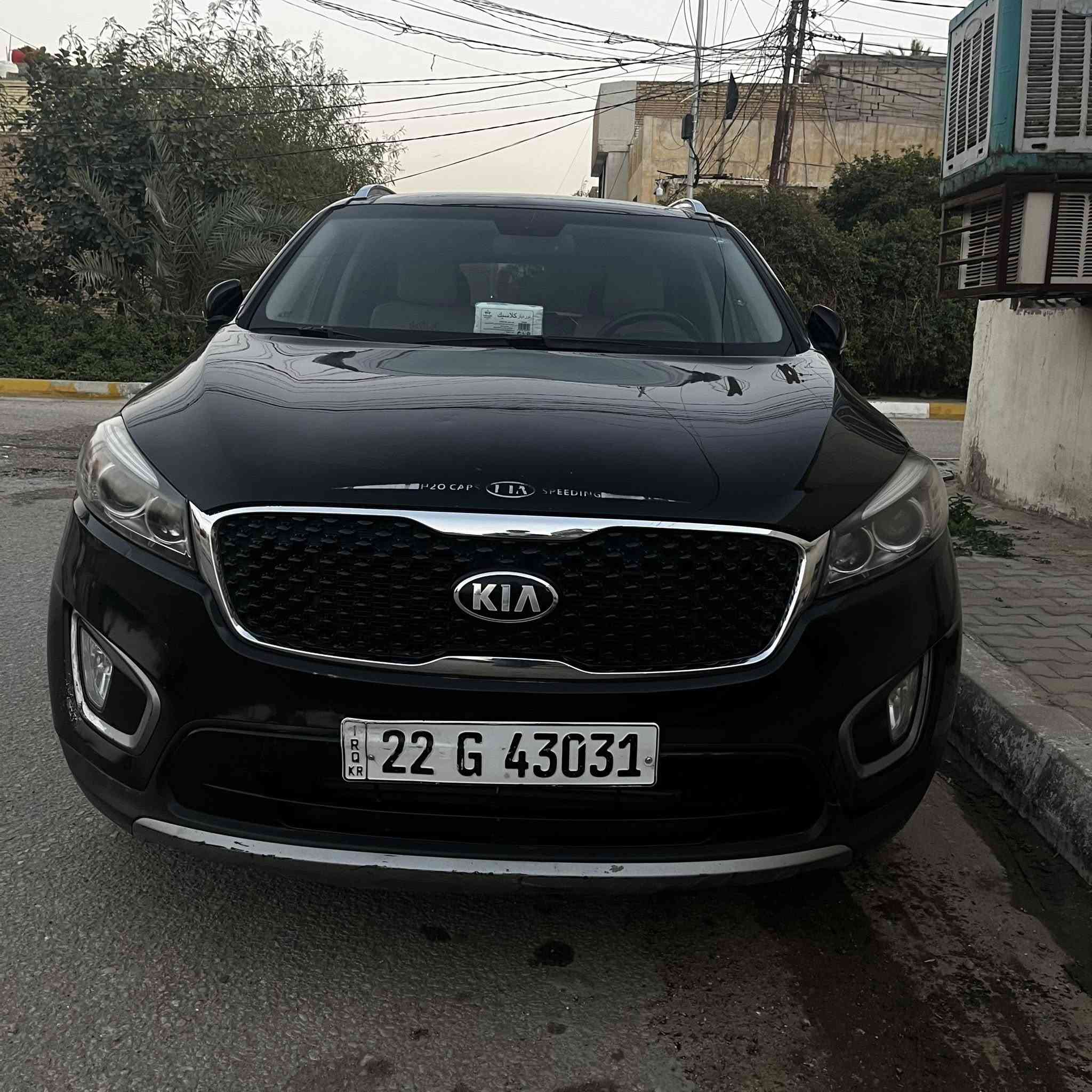 كيا سورنتو 2016 EX 
اعلى موصفات بنوراما 
محرك 3500 V6
السياره كلين مابيها حادث بيها بس كازكيت مفتوح 
ماشيه 150 
متواجد واتساب ***********
