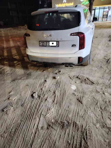 كيا  تلورايد  2023 فئة s
مواصفات السياره
بصمة 
كشن كهرباء 
كشن جلد 
شاشة متصلة 
كشن VIP
تدفئة بلكشن 
3قطع تبريد
ويل كروم 
لايت زنون
تشغيل عن بعد 
رادارات خلفية 
رادار امامي 
حساس خلفي 
كامرة
سبعة راكب 
اوتو هولد 
فور ويل 
ماشية 78
حادث السيارة جاملغ امامي ايسر  ومصبوغ والباقي كفالة عامة من الصبغ صور الحادث موجودات ورقم شاصي بالمنشور

السعر 290 وبيها مجال للشراي
مكاني الديوانية 
للاتصال 
***********
