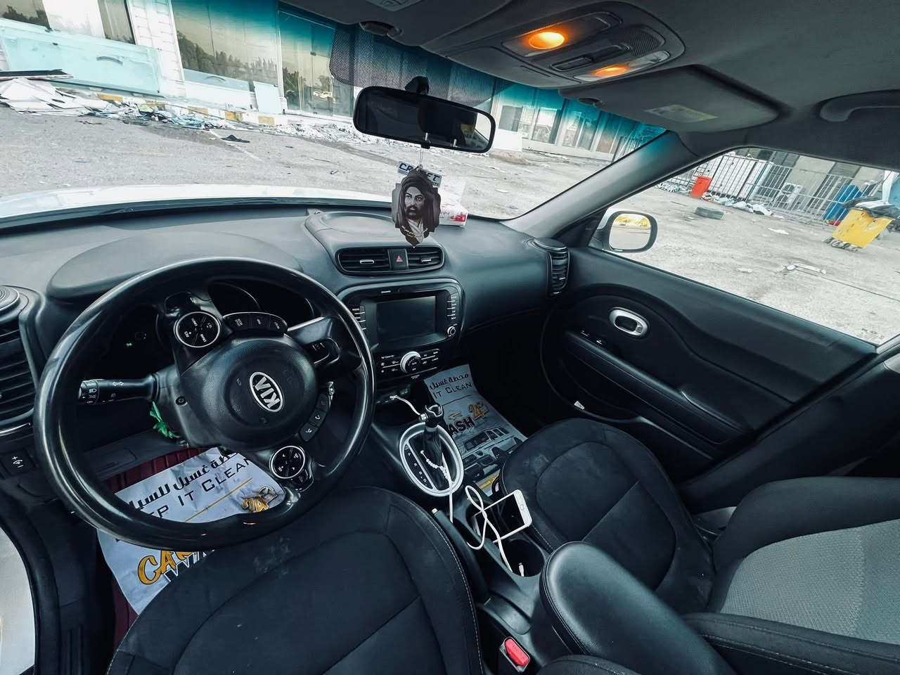 السلام عليكم صول 1600 مكينه رقم نكليزي سليمانيه ب اسمي  تريد تحويل تريد وكاله موديل 2018 مكفوله كفاله مكينه وكير ضربتها فقط ب امريكا وموجود بالمنشور ماشية 100 الف فقط  ابيع نقد واقصاد 
 مكاني بغداد 
***********
