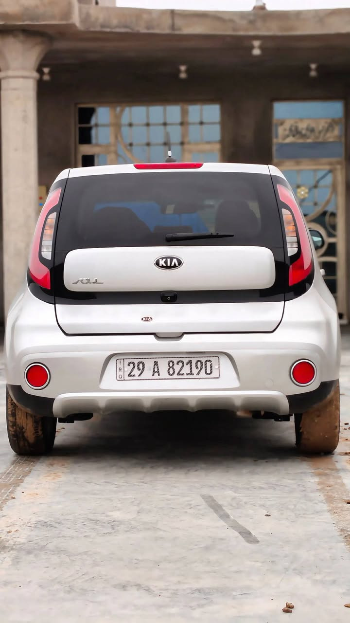 السلام عليكم
كيا صول 2018 وارد امريكي
حادثها فقط بنيد تبديل وصبغ ربع جاملغ امامي ايسر
والباقي مكفول لون سلفري محرك 2000 المرغوب رقم واسط انكليزي بسمي سنوية 2029 سيارة جديدة بمعنى الكلمة واستخدام شخصي فقط ماشية 46 الف ومواصفاتها معروفة مايحتاج اذكرها واكرر سيارة جدآ نضيفة وجديدة واحلى من الصور وبالخير على التكون من نصيبة
سعرها 130 وبيها مجال بسيط
***********
