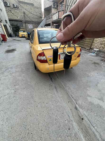 سلام عليكم عندي طبيه للبيع السياره كامله كبلل للشارع مكينه كيره مكفولات رقم بغداد الدولي السياره كامله مكمله ***********
