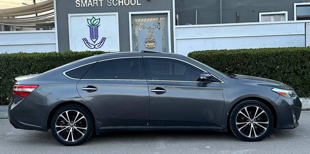 السلام عليكم افلون 2014 وارد امريكي حادث جاملغ وبنيد ومباوك باب الصدر وناشر السونار وصور الحادث
فول فول مواصفات بصمة سلايد 
سياره جديده اي نقص مابيها
فئتها XLE 
كشنات جلد
تبريد قطعتين
مكينه 6 سلندر
تحكمات ستيرن
مثبت سرعه
شاشه اماميه
كشنات هيتر
تحكم مقاعد كهرباء
بصمه
ومعروفه موصفات XLE
المكان بغداد العامرية
السعر 142 وبيهة مجال بسيط 
*********** بغداد, العراق
