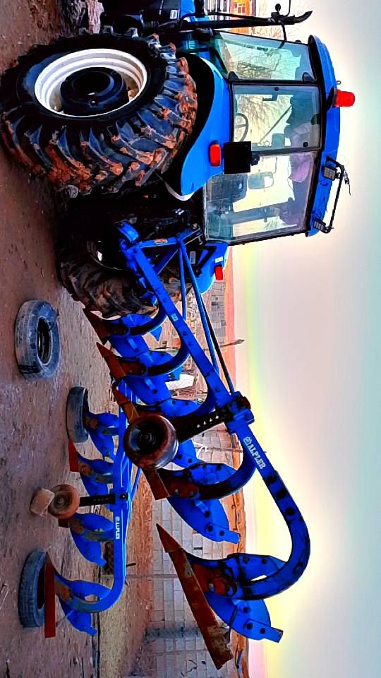 1فدان خماسيّ اللبير حجم 8  موديل 2020 السعر 2700

2فدان رباعي البير سجى الشركه جديد موديل 2022.السعر 2300

مكان الخازر 

للاتصال ***********
