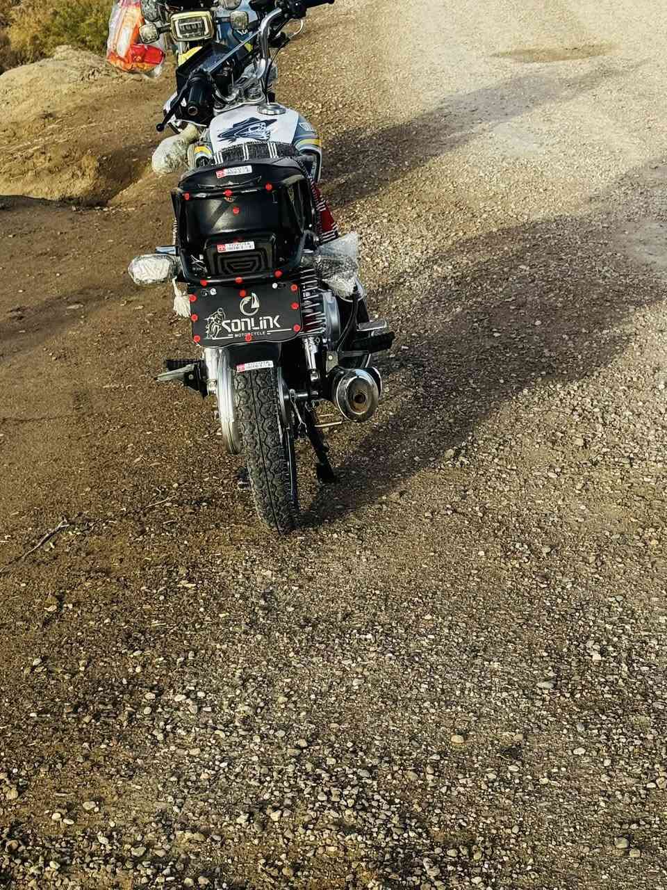 سلام عليكم دراجه تايكر للبيع موديل 25 كفاله عامه كله ع بلاد ما عده دشبول مبدل سعر 725 وبيها مجال بسيط اللاستفسار ***********
