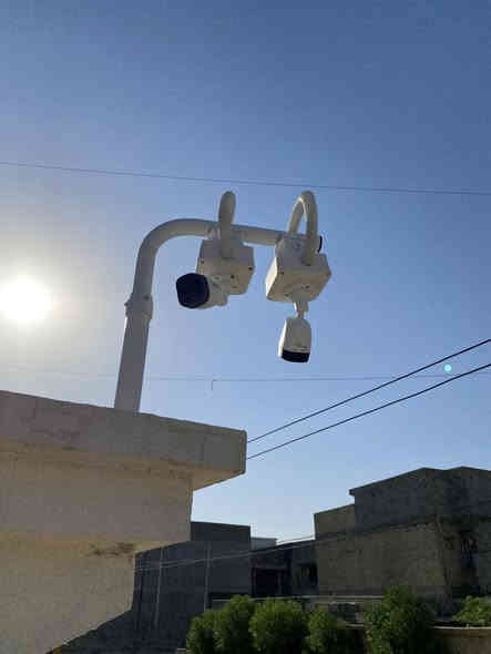 تنصيب كاميرات مراقبة – نظام Analog
خدمة VIP – منطقة الشهداء / أبو غريب

تم بحمد الله إنجاز تنصيب مجموعة كاميرات مراقبة نظام Analog لزبوننا العزيز في منطقة الشهداء – أبو غريب، مع تنفيذ العمل بخدمة VIP من حيث دقة التنسيق، ونظافة الشغل، وضمان أعلى جودة بالصورة والمتابعة.

المميزات اللي توفّر بيها العمل:
 • ضبط مسارات الأسلاك بشكل احترافي.
 • رؤية ليلية واضحة.
 • توزيع مدروس لنقاط الكاميرات.
 • ربط وتفعيل النظام بالكامل.
 • فحص شامل قبل التسليم وضمان على العمل.

نقدّم خدمات التنصيب والصيانة لجميع أنواع الأنظمة، ونسعد بخدمتكم في أي وقت
***********
***********
