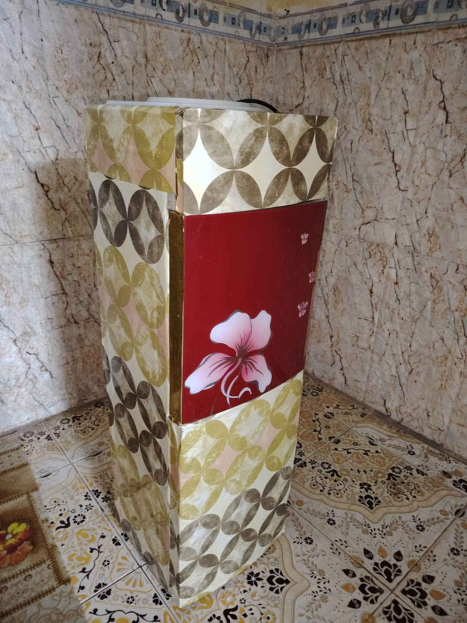 براد للبيع شرط ماي بارد وحار 
***********
