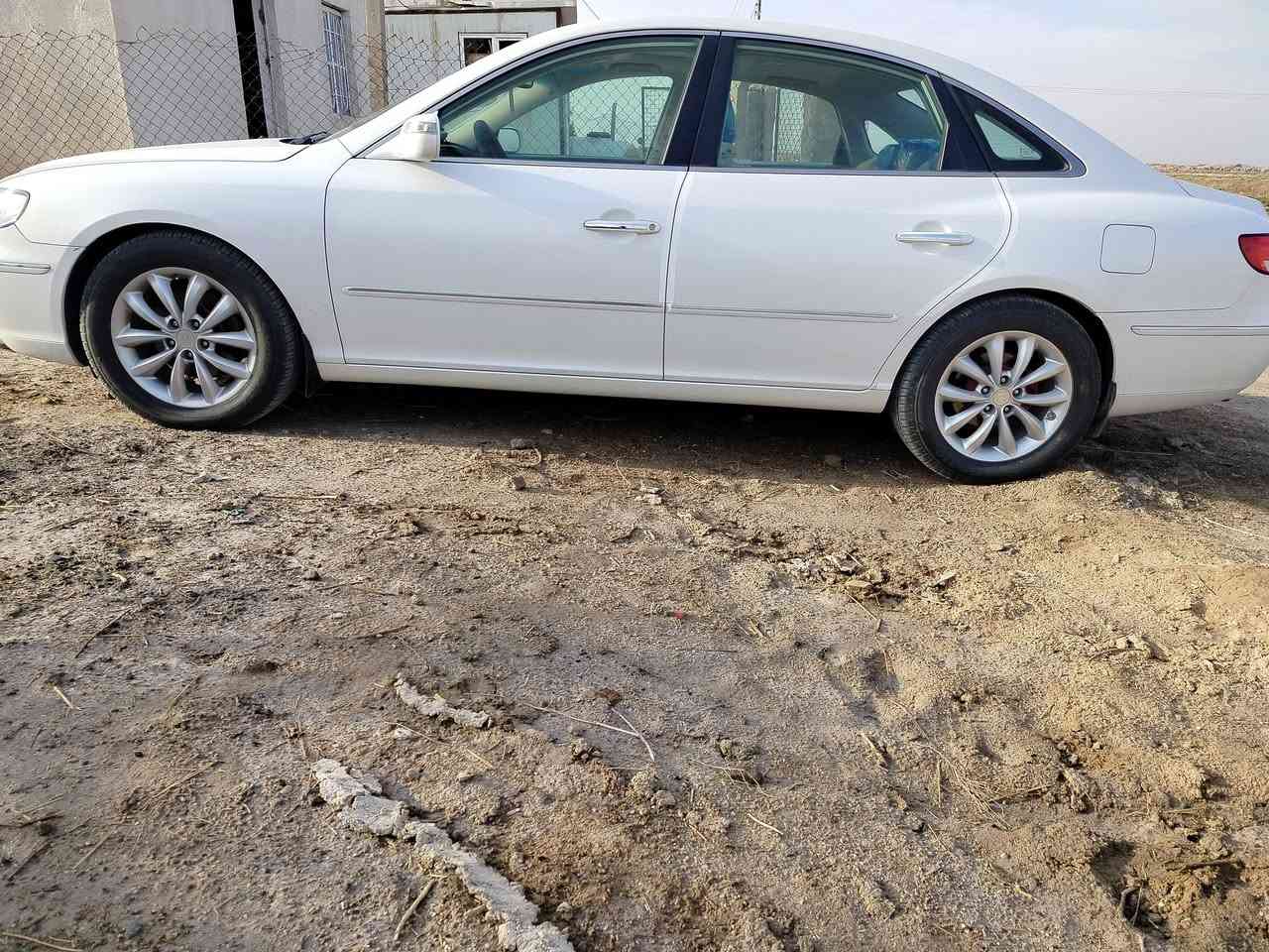 ازيرا 2008 مكفوله محرك 3800 رقم بغداد الدولي مكان السياره واسط السعر 125 وبيها مجال قليل 
***********
