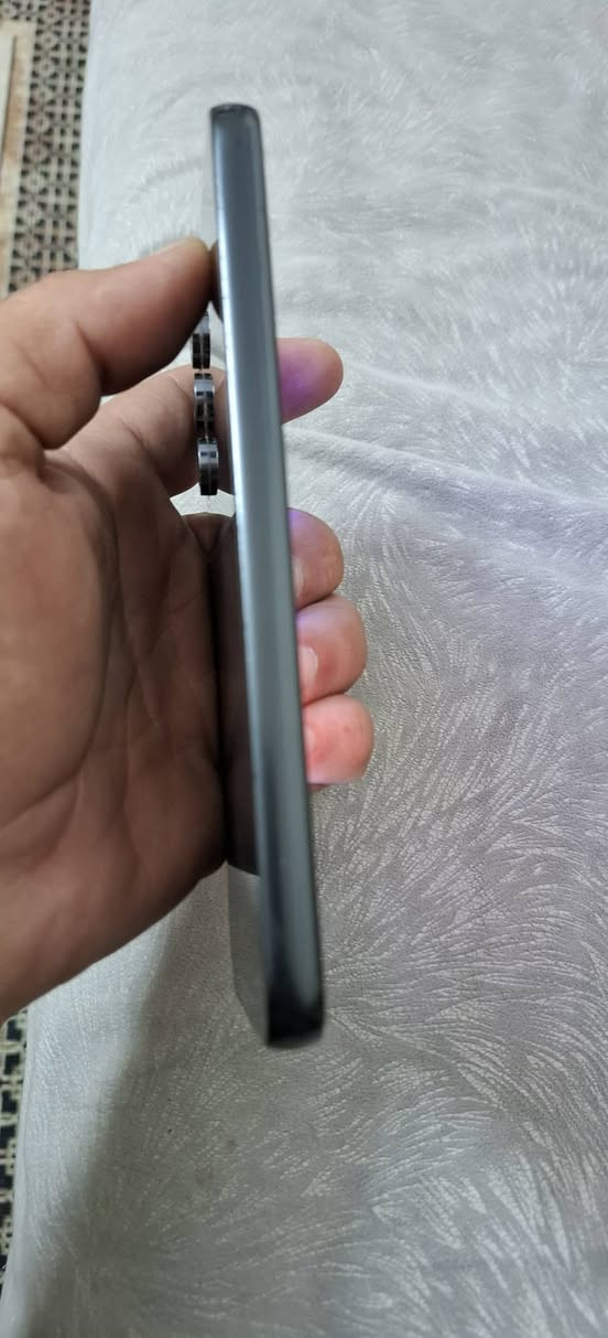 السلام عليكم A54 5G للبيع ذاكرة 256 رام 8 فقط الظهر مصدوع نظيف مابي اي خلل 175 قفل اتصال على هاذا الرقم ***********
