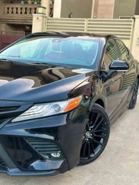 كامري ٢٠٢٠ Xse اعلى مواصفات بنراما داتا شو حساسات امامي خلفي جانبي  دا...