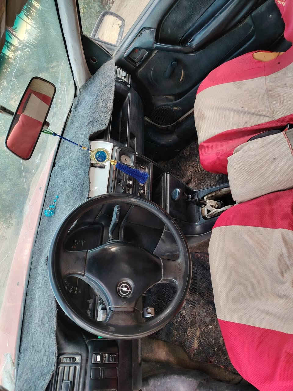 السلام عليكم اوبل فكترا للبيع
سياره جاهزه حداديه نضيفه وتخم تاير گير نضيف

مكينه نضيفه
ديوانية قضاء غماس

***********          رقم صاحب السياره : مكلف بلنشر
