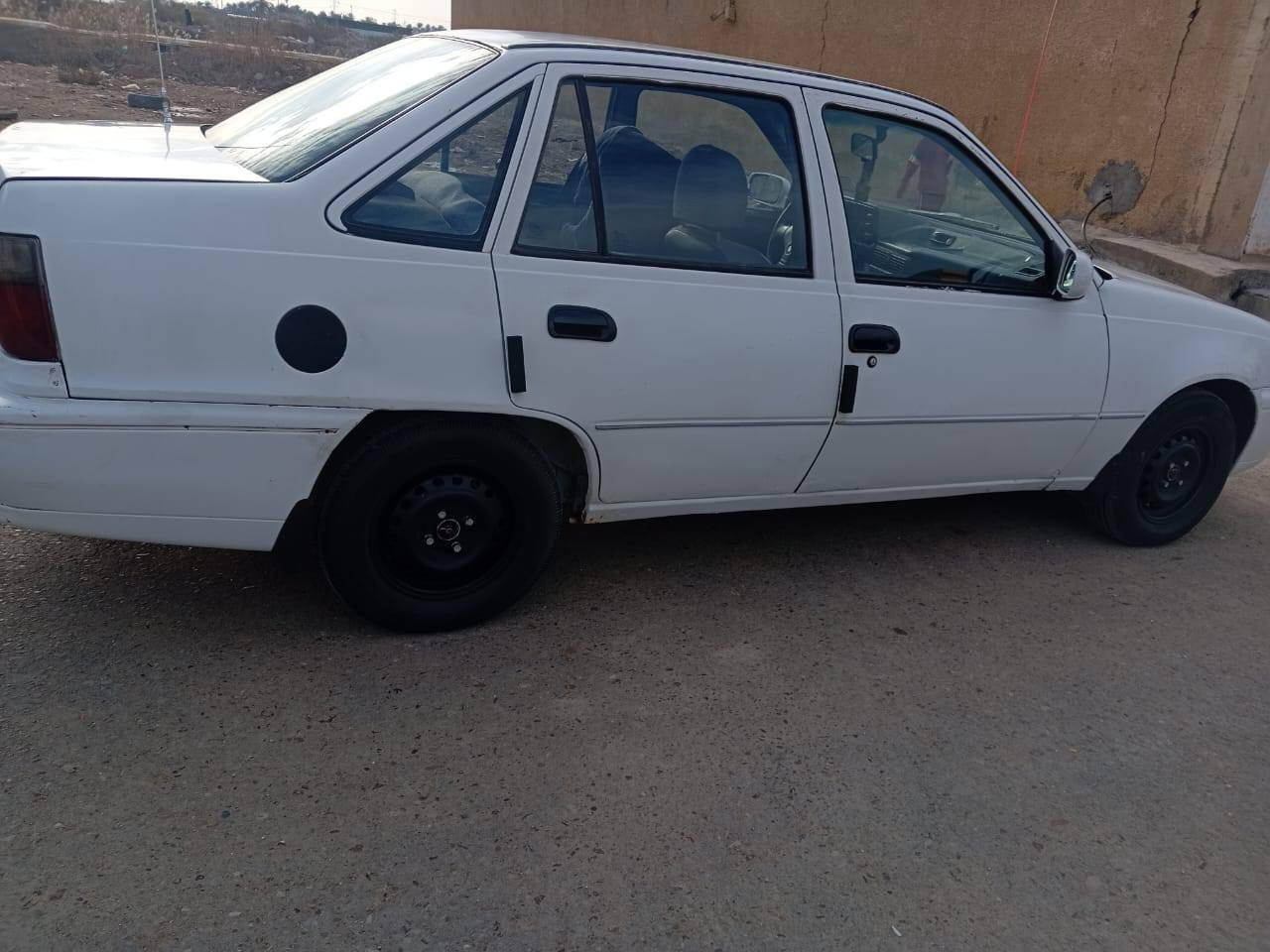 السلام عليكم من رخصت الادمن 
 سياره سيلو 1994 أوتو كير خير من الله محرك جديد مجفت وتجفيت توب تخم تاير جديد حداديه خير من الله
كهرباءيات شغاله( رقم بغداد) سنويه بسمي $ ٣٥ ورقه
رجاءاا بس شراي يتصل ***********
بغداد اليوسفيه
