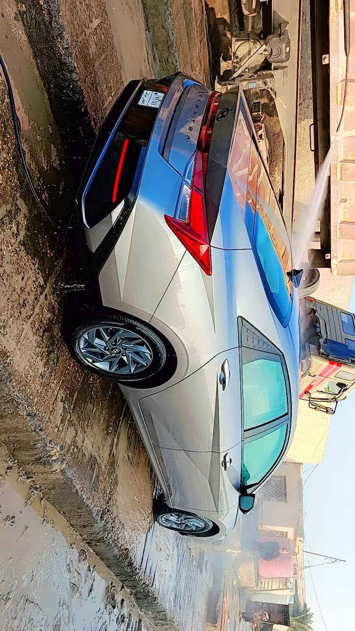 سلام عليكم 
النترا 24 فول عده الفتحه مرقم شهداء مبدل فقط دعاميه ماشيه 8 الف زيرو السعر خاص .هاتف ***********
