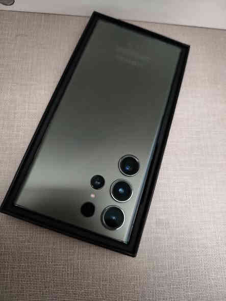 سلام عليكم للبيع او مراوس اس 23 التره شرق أوصط دبل شريحه نضافته 💯💯 ملحقات كامله مواصفات  
معروفه ذاكرته 256 رام 12 السعر 660 مكاني كربلاء للتواصل على رقم ***********
