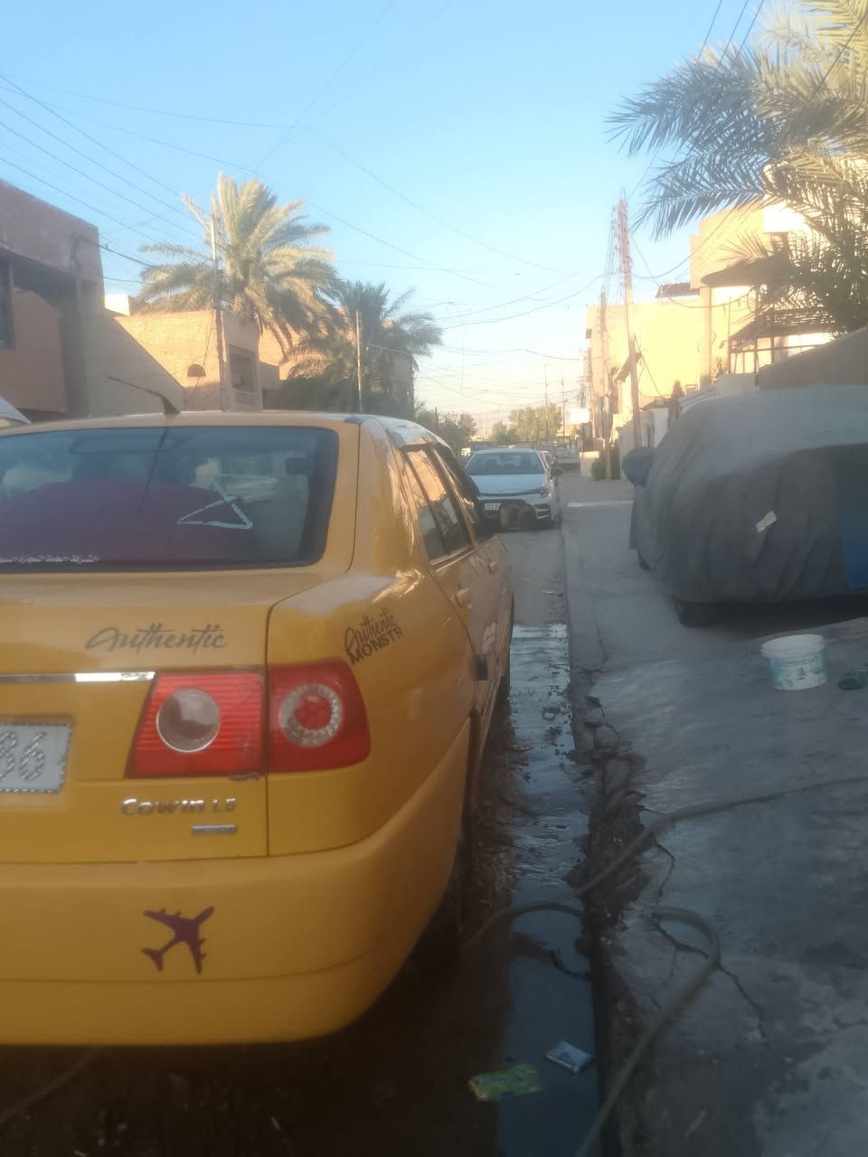 السلام عليكم شيري كوين 2011 جاملغ امامي مصبوغ سبب جراد بدون ضربه السعر 32 وبيها مجال بسيط الكاظمية الطي ***********
