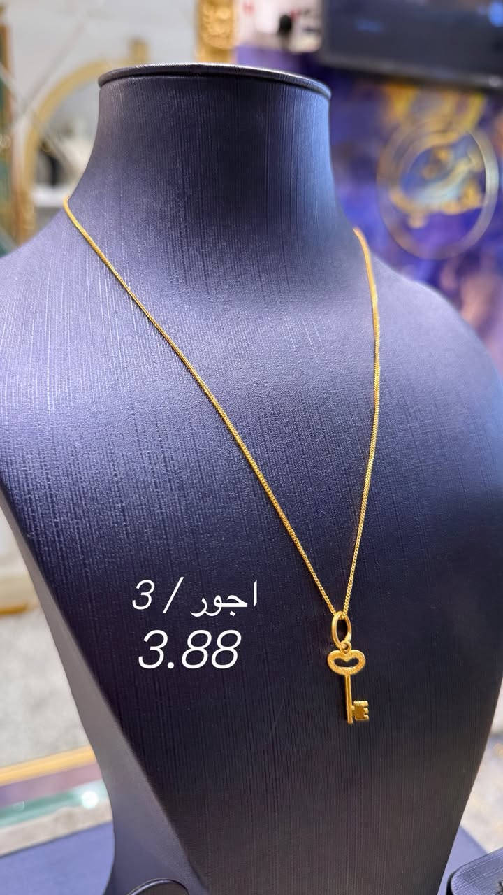 صياغة أدم غيث نمبر 1
سكوووت سكووت🤫🤫🤫🤫🤫

الأجور 3 فقط 

للحجز ***********
ضروري متابعة بيج https://www.instagram.com/adams.g0ld?igsh=MW1udWVrbGRxOTMzaA%3D%3D&utm_source=qr
