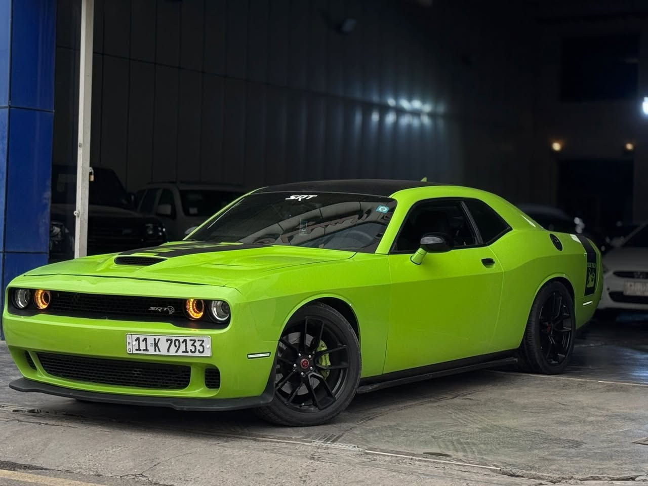 السلام عليكم
للبيع فقط 
دوج جالنجر 
اللون المميز 🍏
موديل 2015 
محرك 6.400 v8 🚀
سياره حلوه ونظيفة بدون نقص ماكو سيارة بسنتها بهيج نظافة
سنوية وهزه جديدة 
السيارة كلين جاملغات امامي سرقه فقط
موجودة الصور
واكو ضربه خفيفه حاليا بالجاملغ الامامي ع البارد عايفها بعدني ممصلحها
هم صورتها موجوده
سعرها 167 ورقه
تفاصيل اكثر  ***********
