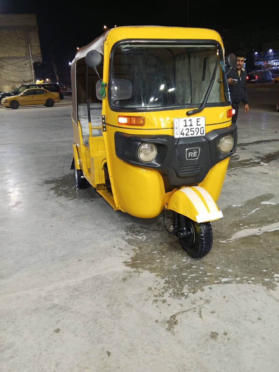 سلام عليكم تكتك موديل 19 شهر 12 رقم وسنويه تحويل ثاني يوم السعر 6وربع شراي يتصل *********** مكاني حي اور
