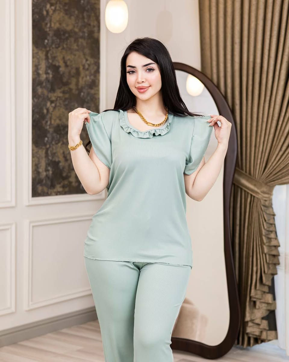 كميه محدوده

تراك نسائي ازرار

خامة زبدة  مسحب مطاط شرط الفحص

فري سايز حد 80 كيلو.


**إذا كنت صاحب هذا الإعلان وتريد حذفه لأي سبب، رجاءا أرسل رسالة إلى الدعم الفني**