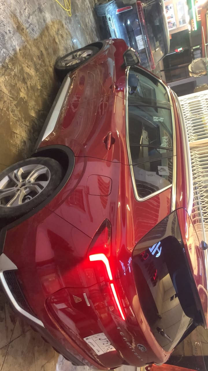 فورد تريتوري فئة تريند فول مواصفات لون مميز  موديل 2024 ماشيه 55 الف للبيع  للاستفسار ***********
