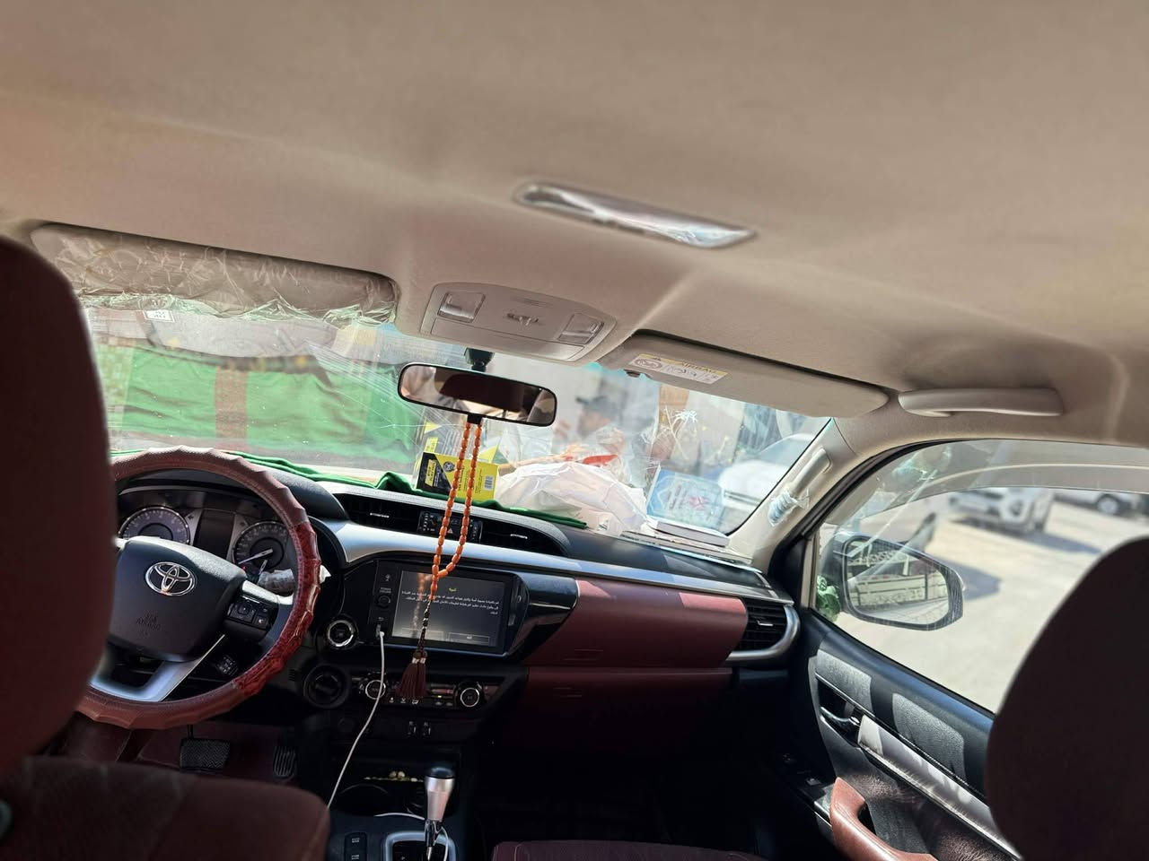 هايلوكس للبيع
موديل 2021
مكفوله فقط بيها طخه شبر بالجاملغ الخلفي بارد
رقم اربيل
السعر/310$بيهامجال بسيط 
***********
