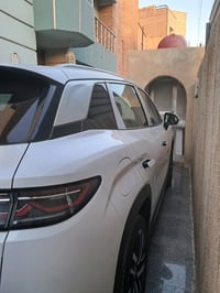 BYD سونك L موديل ٢٠٢٥ نص مواصفات بانوراما خمس كامرات كرسي السائق كهربا...