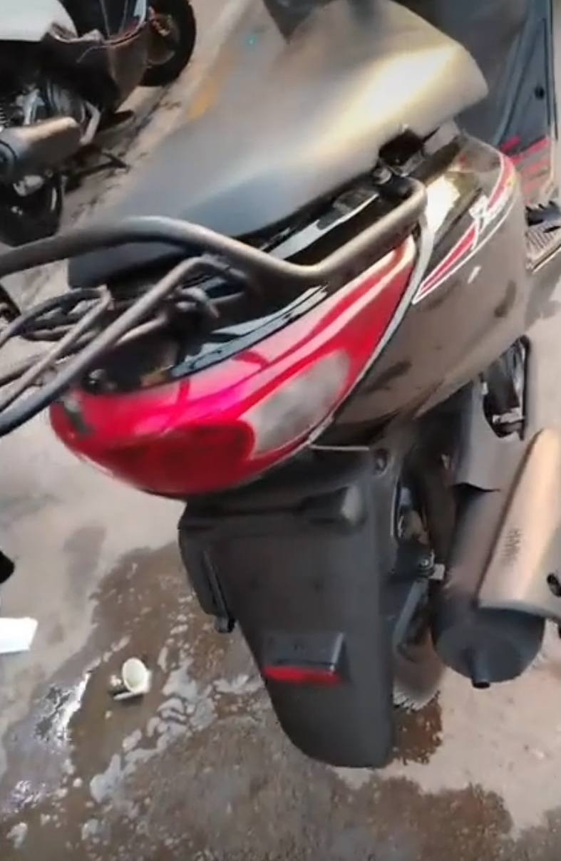 دراجه بريز ببغاء جدا نظيفه
محرك بالباكيت
والنظافه كدامك الاعظميه السعر ٧٥٠ وبيه مجال
***********
