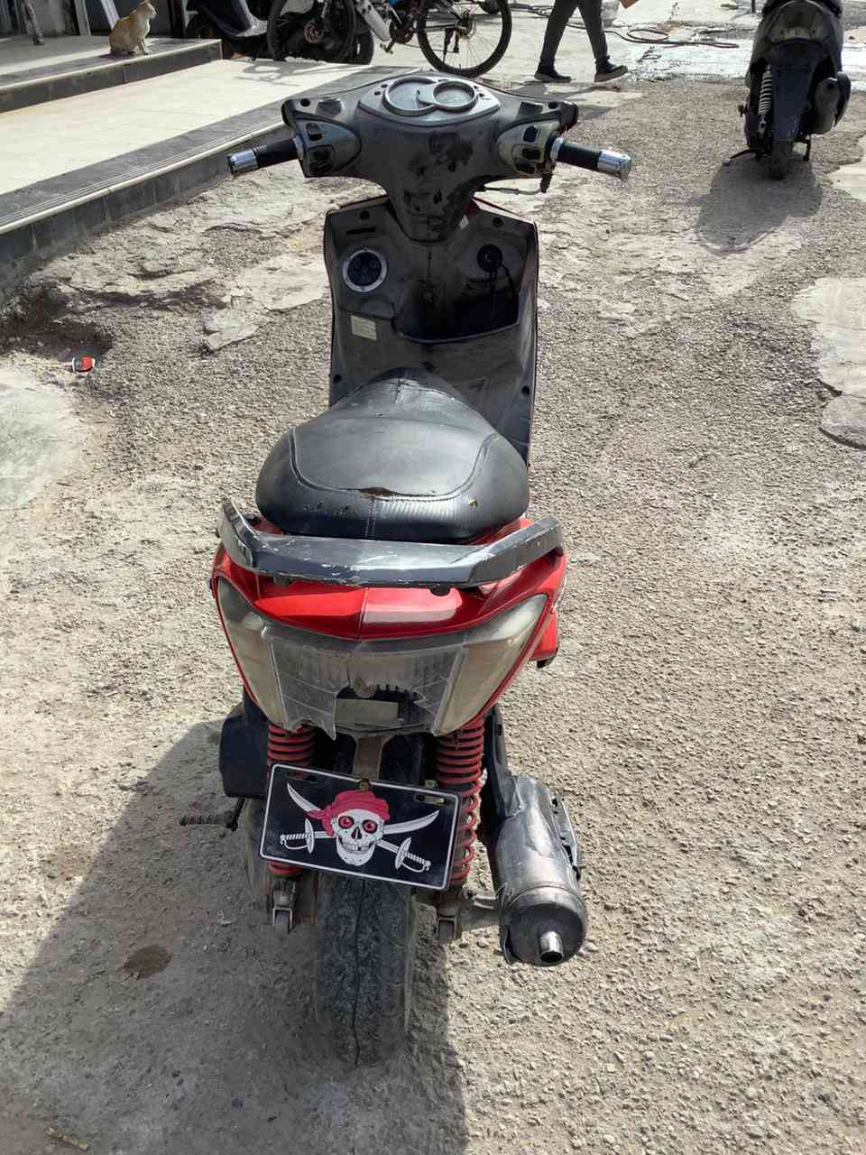 السلام عليكم دراجه سكنس فحل كامله شلعه ومعدل نقص ترايش فقط 350 وبيه مجال بكاني بغداد الغزاليه رقم ‏‪***********‬‏
