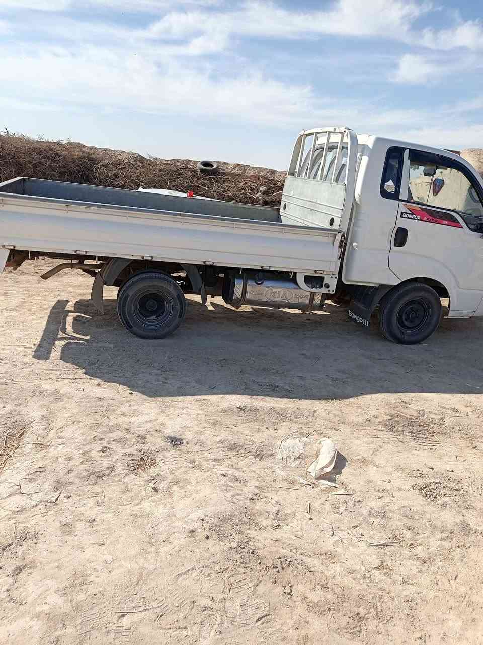 كيا بنكو 2700 موديل 2009 سياره جاهزه رقم بابل مشروع وطني بسمي شاصي رقم شاصي واضح مكفولة ماعدا خياس بسيط بل رباع ومصلح السعر87 المكان الديوانية البدير للاستفسار ***********
*********** بيه واتساب
