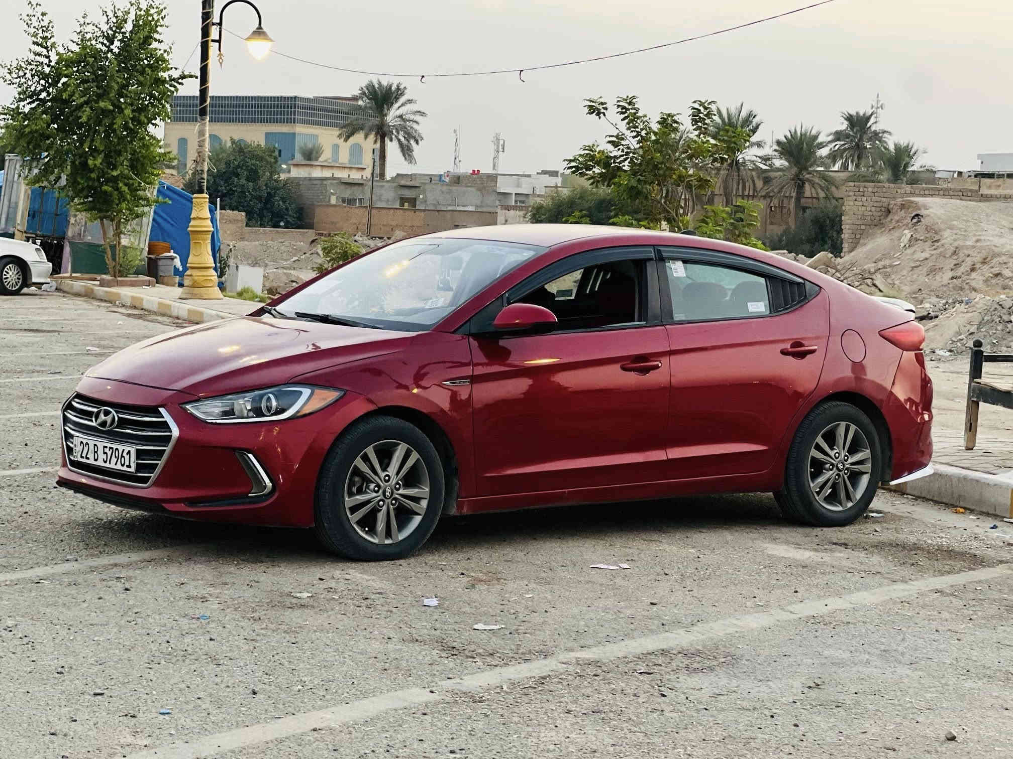 السعر ١٢٥ مديل ١٧ 
رقم اربيل سنوية جديدة بسمي 
هزة جديدة قبل شهر حولتها 
محرك ٢٠٠٠ دوش مكفول لا تبخير ولا تنقيص 
كير اوتوماتيك مكفول 
تحكم ستيرن جهتين 
نضام قيادة سبورت تقليل صرف البانزين 
تبريد ثلج صدر امامي خلفي جديد تخم تاير  باتري جديد سياره جاهز من كل نواحي  أخواني سياره تفيد مال جناي هاي تفاصيل سياره كله الي تعجبه يجي يشوف والما تعجبه يصعد احسن منها 

سياره ليبل واحد تعديل ورش فقط صورة الحادث موجودة بل منشور 
مكانها صلاح الدين قضاء الدور 
***********
