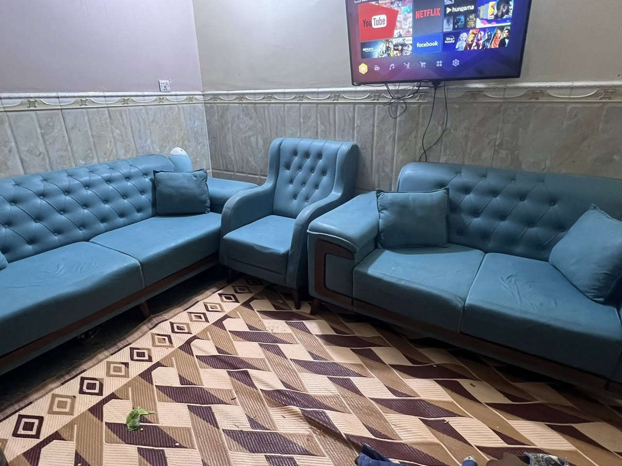 السلام عليكم غراض مستعملة للبيع لاستفسار ***********بغداد جميله
