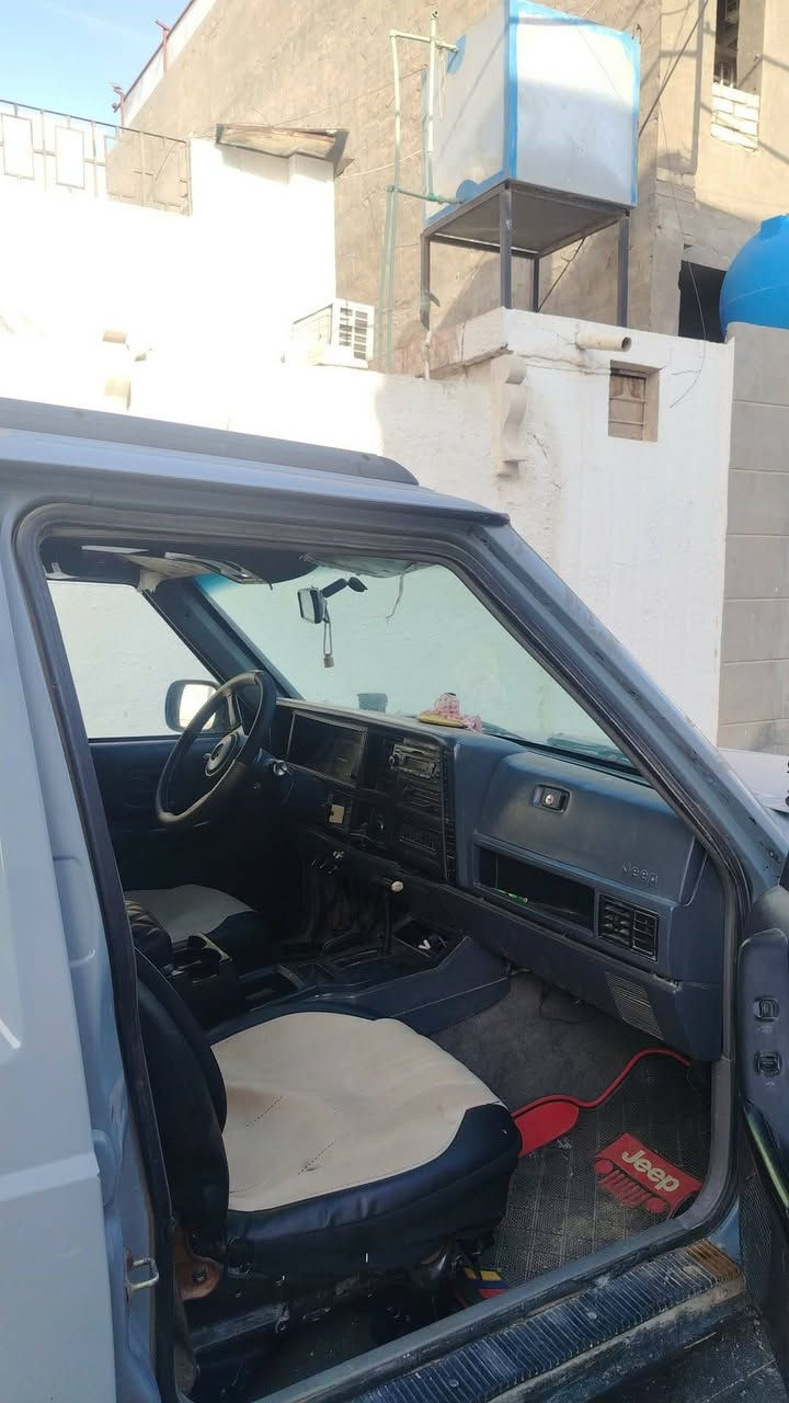 جيب للبيع موديل ٩١ جديده المكان انبار السعر 50 وبيها مجال بسيط تحويل مباشر ***********
