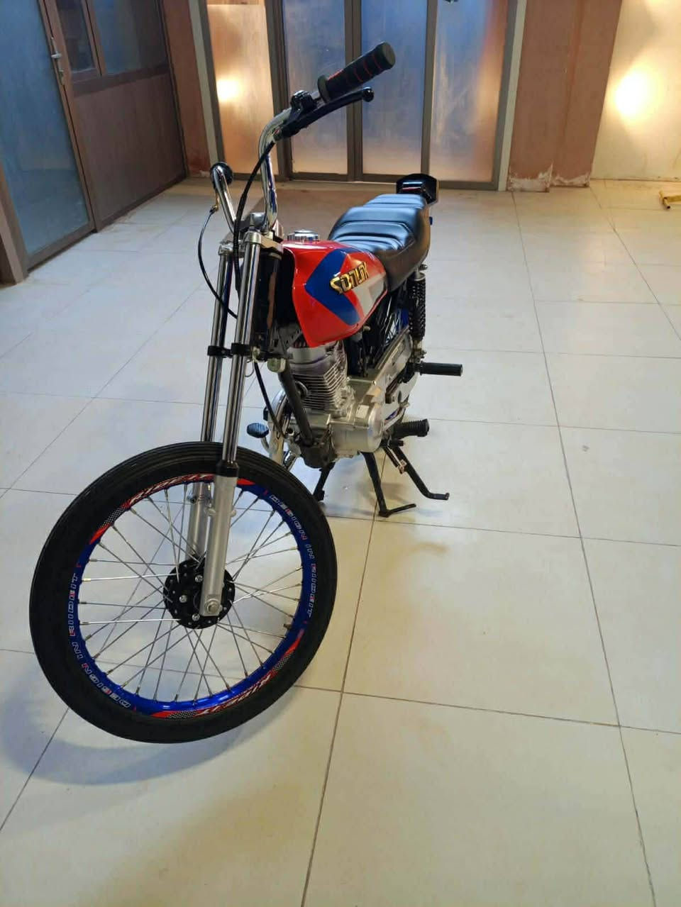 نامه شلامجه اصلي تعمير جديد اوراق
سعر٦٥٠ مستعجل على البيع

***********
