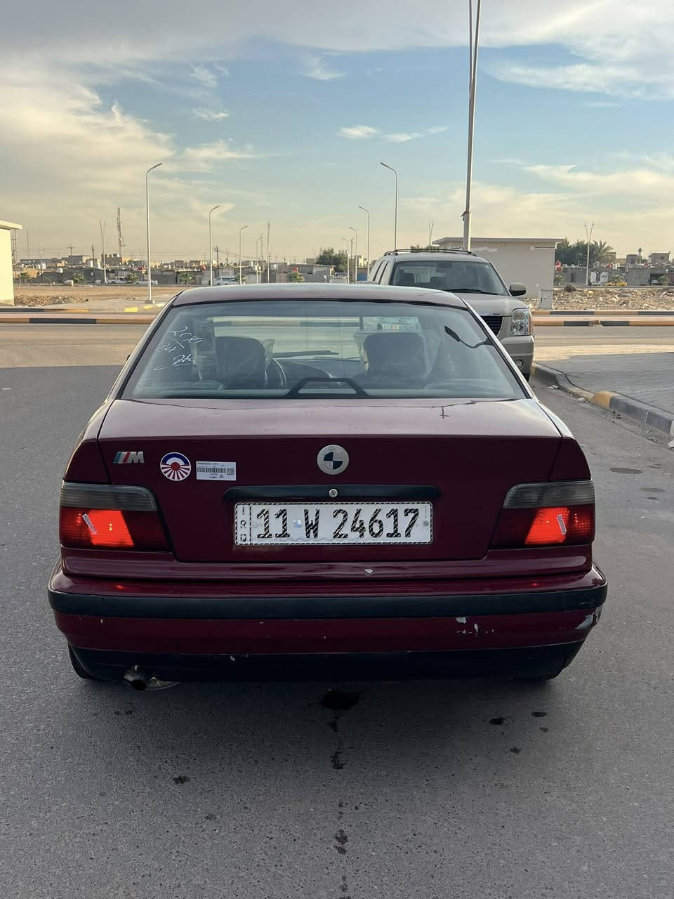 سلام عليكم بيم البيع
رقم بغداد دوالي تحويل مباشر 
مكينه وكير جديد هس توه مشدودات
تخم تاير جديد حداده جديده كهربايات كله شغاله ما بيه اي نقص مكفوله من كلشي سياره جاهزه كللش مال جني تجي وشوف بعينك لايت زنون عالي ناصي ويل اصلي سعر 43 وبيه مجال قليل حق جيه تصال ع رقم ***********
