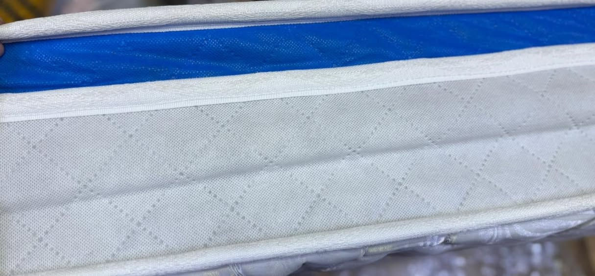 بنات عندي دوشك نفر عدد2قياسه 90*190
ارتفاعه17 سم 3 طبقات اسفنج مميز صارلي شهر من اخذتهم اطفالي مينامون عليهم
الطبقه الاولى مميز اول
والطبقه الثانيه دلوب مرن
 والطبقه الثالثه طبيه مريح جدا
وضمانه سنتين الدوشك 
يوجد توصيل داخل بسمايا
وبغداد


**إذا كنت صاحب هذا الإعلان وتريد حذفه لأي سبب، رجاءا أرسل رسالة إلى الدعم الفني**