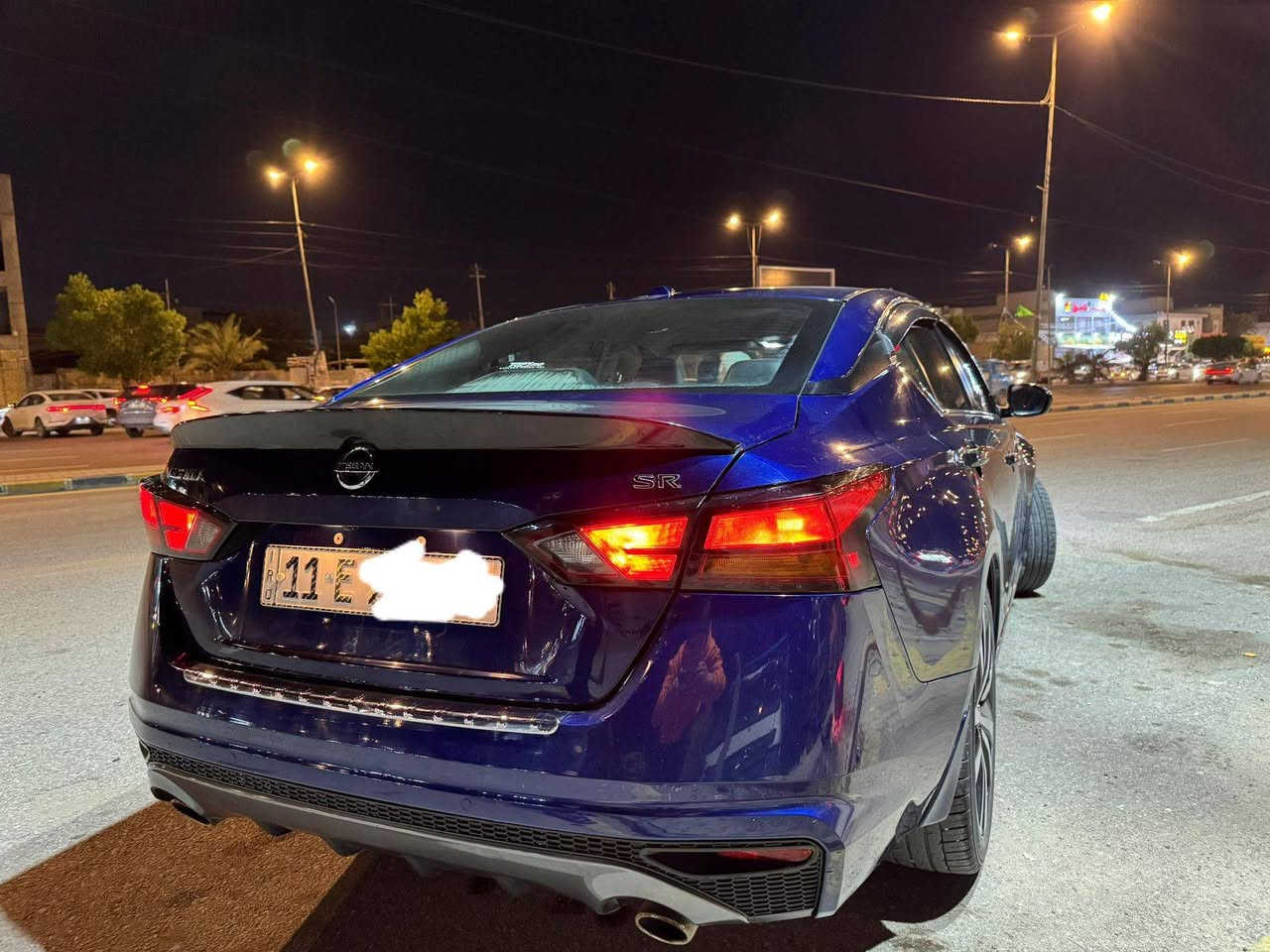 سلام عليكم من رخصت الادمن المحترم. نيسان التيما موديل 2021 للبيع وارد امريكي مكينه 2400 كفاله كير كفاله رقم بغداد دولي هزه جديده سنويه لل29 بسمنه السياره تحويل مباشر السياره فول مواصفات بصمه تحكم ستيرن بصمه تشغيل عن بعد ولمواصفات البقيه معروفات السياره على وضع الشركه حادثه 3 قطع صدره 100/80 مكان السياره نجف معروضه ب135 وبيه مجال واذا اقصاد 150 ومقدمه 75
 للاستفسار ***********
