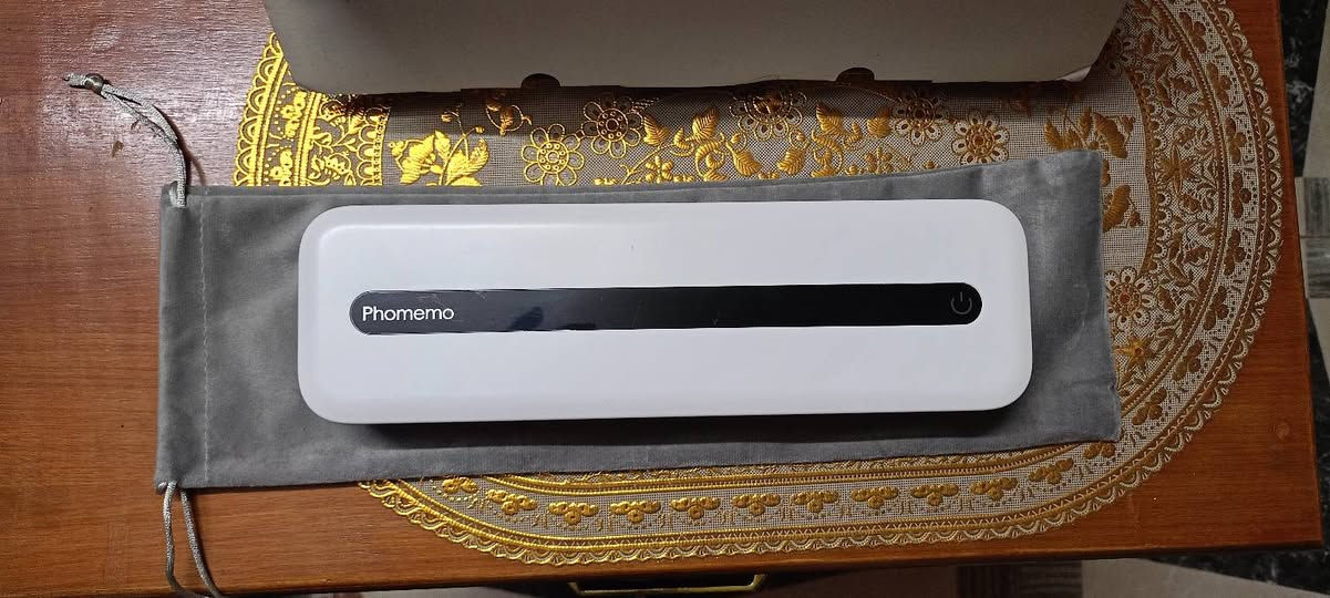 طابعه صور صغيره عدد  جديدة لوك وياها رولات عدد 10 
   سعر20بيها مجال مكان حي عامل بغداد 
بغداد***********  واتساب
***********

طابعه كبيره جديدة لوك شغاله  ورق روله  وحده اصلي جاي وياهاسعر 35 مكان حي عامل بغداد***********  واتساب
***********
طابعة حرارية ماركة فوميمو المعروفة تكنك على الموبايل والحاسبة تطبع احجام مختلفة من الورق تطبع A4 وتطبع ورق الكاشير ٨٠ ملم وتطبع ٥٣ و٧٧ اتكلم عن حجم الورق

طابعة ملصقات محمولة باليد تعمل بالبلوتوث لتنظيم المنزل والمكتب وiOS واندرويد صغيرة بدون حبر قابلة لاعادة الشحن بمنفذ USB وياها رولات  عدد 5  سعر 
15  
بغداد***********  واتساب
***********
