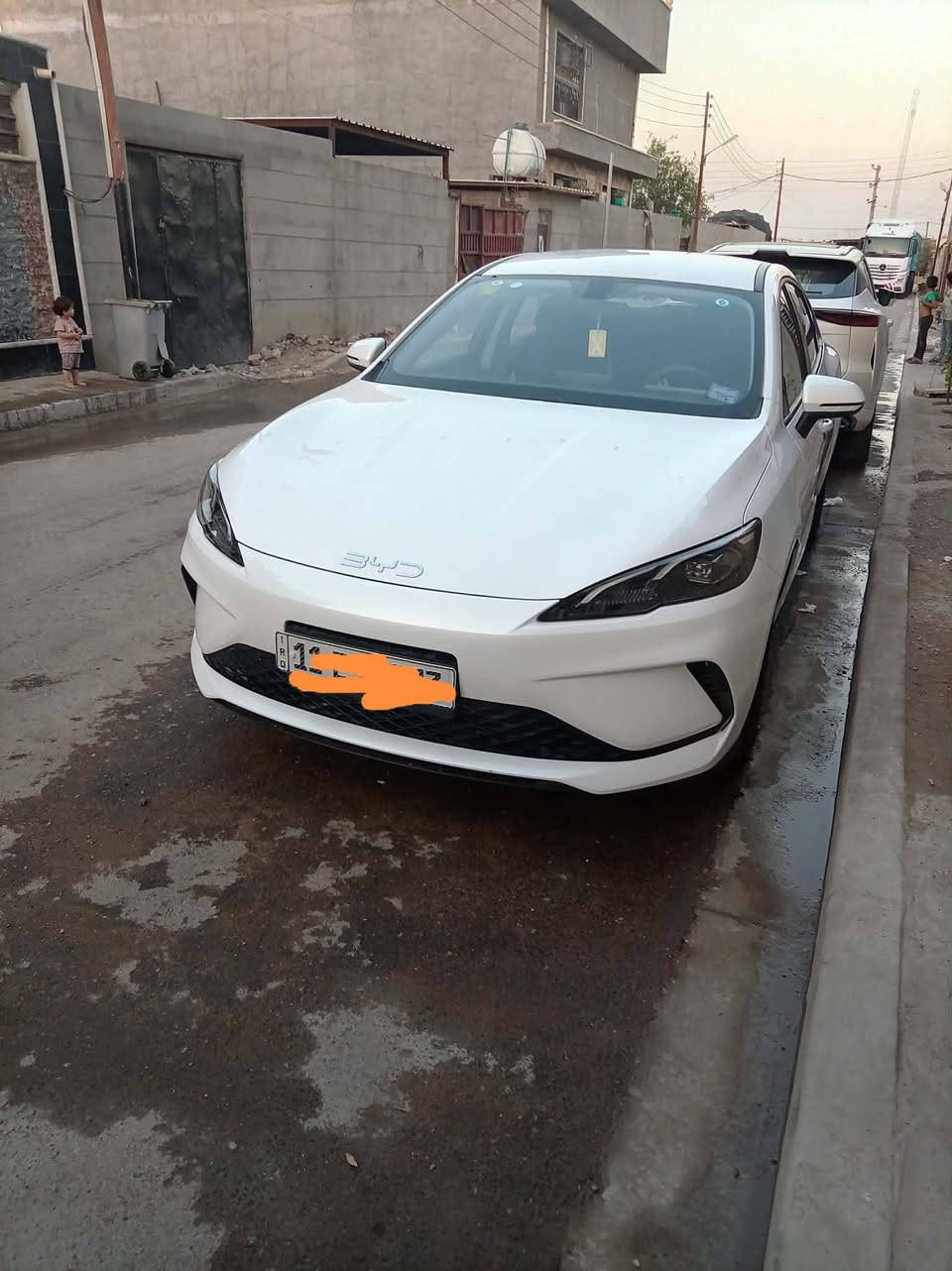 السلام عليكم byd موديل ٢٠٢٥ فئه seal 5للبيع ماشيه ٨٠٠٠ سياره مكفوله رقم بغداد سياره دوشه جديده رقم الهاتف *********** السعر ٢٠مليون ٦٥٠
