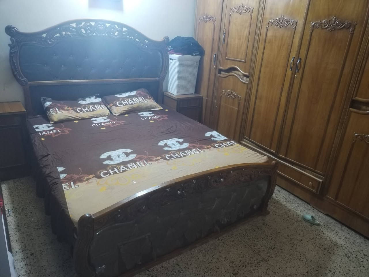 سلام عليكم
غرفه عراقي صاج تفصال

يعني موسوكي هااا ركز ويايه تفصال تفصال صاج

مو سوكي

ماخذها ب مليون ونص

 خلي سعر زين وحلو بدون كسران

 مكاني عطيفيه *********** بي واتساب
