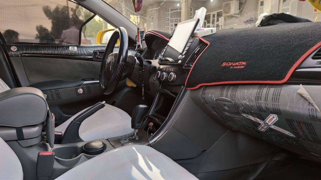 سوناته. 2009.  وارد امريكي.
رقم نينوى دولي بسمي.  

شرط كير ومكينه.

طخم تاير صدر كلو جديد

منضومت غاز.   60 لتر

السياره فتحه تحكم ستيرن. كشن كهرب. هيئه غرامات صفر.

سياره جاهزه وكلو جديد.  السعر.    102          
           ***********
