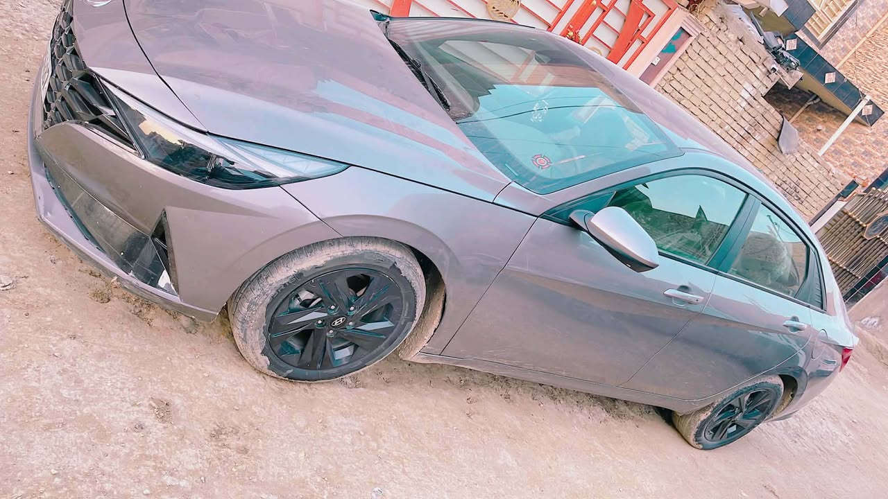 السلام عليكم 
النترا مديل 23
رقم بغداد 
حادثه بنيد بدون شواصي ولغد 
وصبغ نص الجاملغ
ايرباك الدركه طاك فقط السياره جديده معنى الكلمه 
ماشيه 26
صور الحاث والسونار مرفقه بالمنشور 
مواصفاته
بصمه تشغيل عن بعد رادار توقف ذاتي 
السعر 149
مكان السياره بابل
الاستفسار ***********
