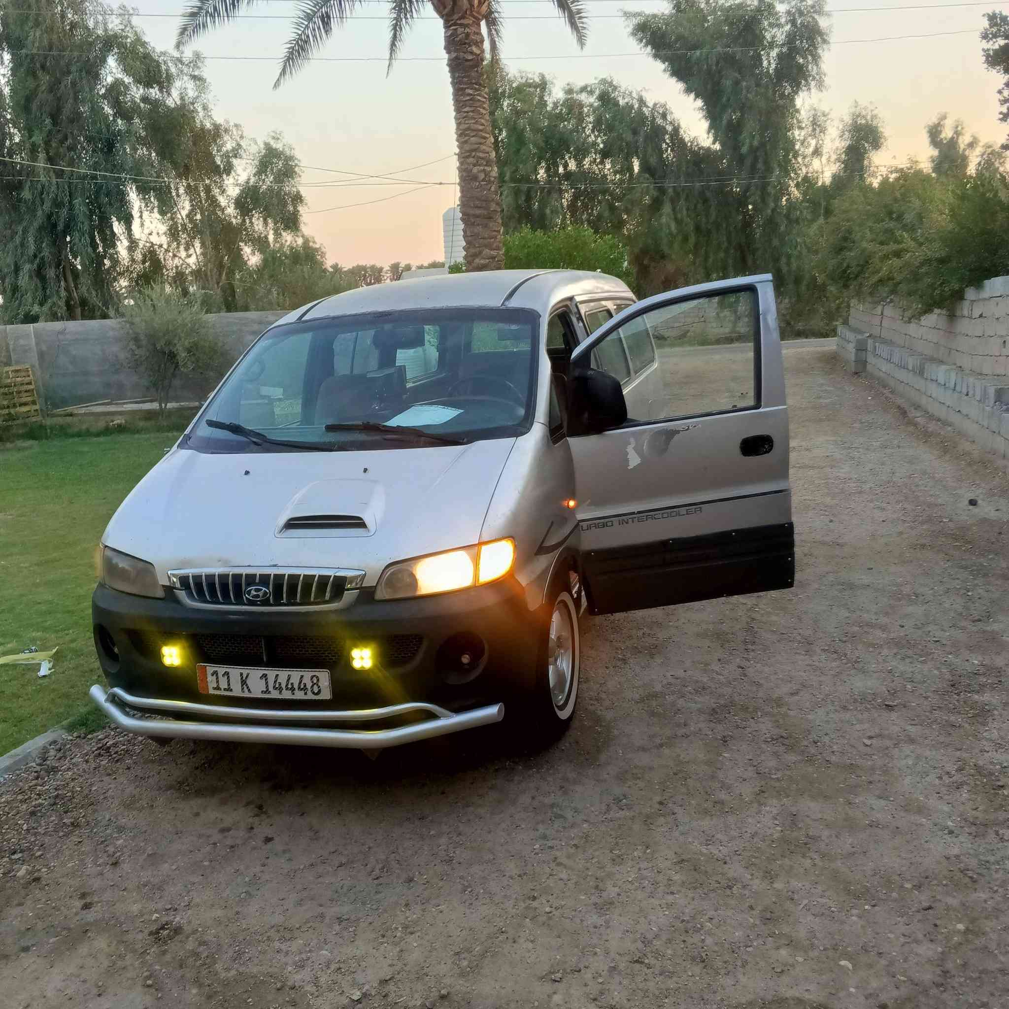 السلام عليكم للبيع موديل 2002 ستاركس جير ومحرك او مراوس حسب القناعه فتون جنبي بريجو 55 سعرها سنويا 30 سياره باسمي انجليزي ***********
