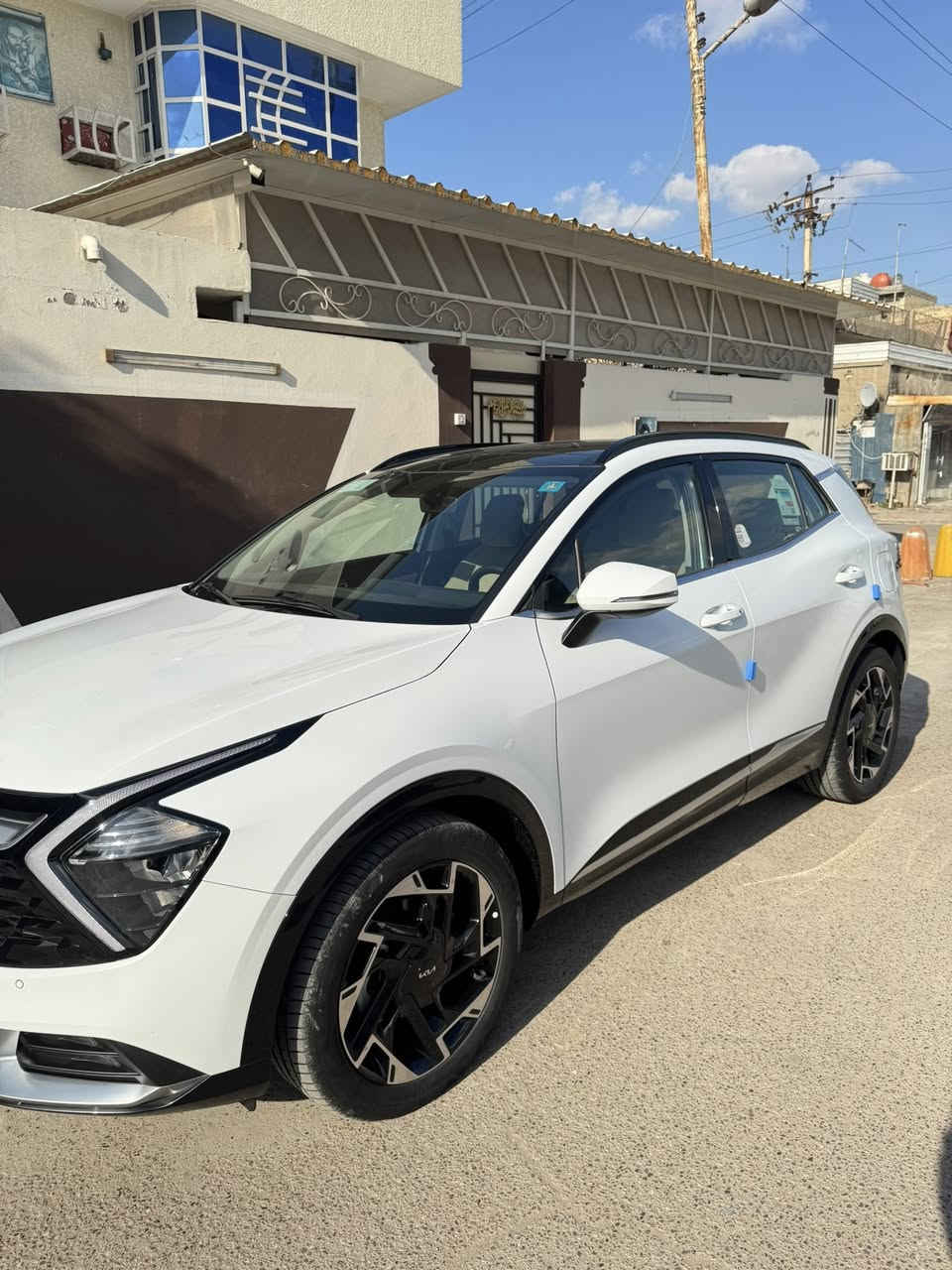 السلام عليكم شباب للبيع سبورتج موديل 

(2024) ماشية (12000) الف وكالة الشركة الدولية العراقية ام الضمان

رقم بغداد (الدولي الجديد)

كت السيارة لماع ( بيانو بلاك)

مكفولة كفاله عامة بحاله الزيرو

مواصفات👇

بنوراما 
بصمه تشغيل 
باب خلفي كهرباء 
كراسي كهرباء 
كراسي هيتر 
استيرن هيتر
مكينه 2000 دوش 
هاند بريك بصمه
شاحن واير ليس 
شاشه ابل كار بلي 
اريل نفكيتر
كامره دواره
دشبول ايباد
قطعتين تبريد
حساس امامي وخلفي 
لايت زينون + LEDكشافات زينون

بكلايت LED
ويل كب 19
شفتات ستيرن
مثبت سرعه 
نظام مانع الانزلاق 
نظام نزول منحدرات 
نظام الايزو فكس
درايف مود SMART/SPORT/Eco/NORMAL
اشاير بل مري 
المري قابله للطي
مخارج USB + مخرج كشن USB
تطعيم الدواخل المنيوم + اسود لماع

سعر (243$)

مكاني بغداد

للاستفسار ***********
